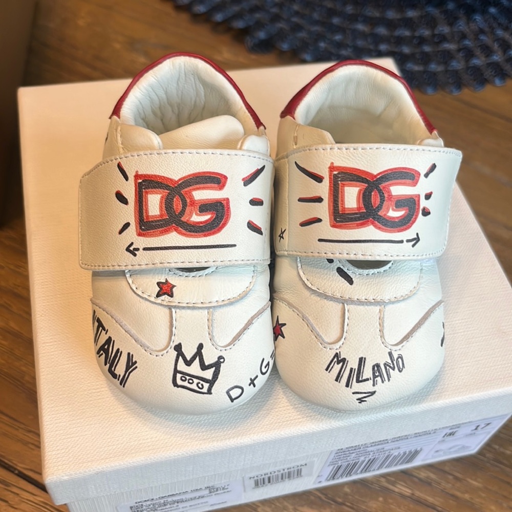 Dolce & Gabbana baby shoes size 17